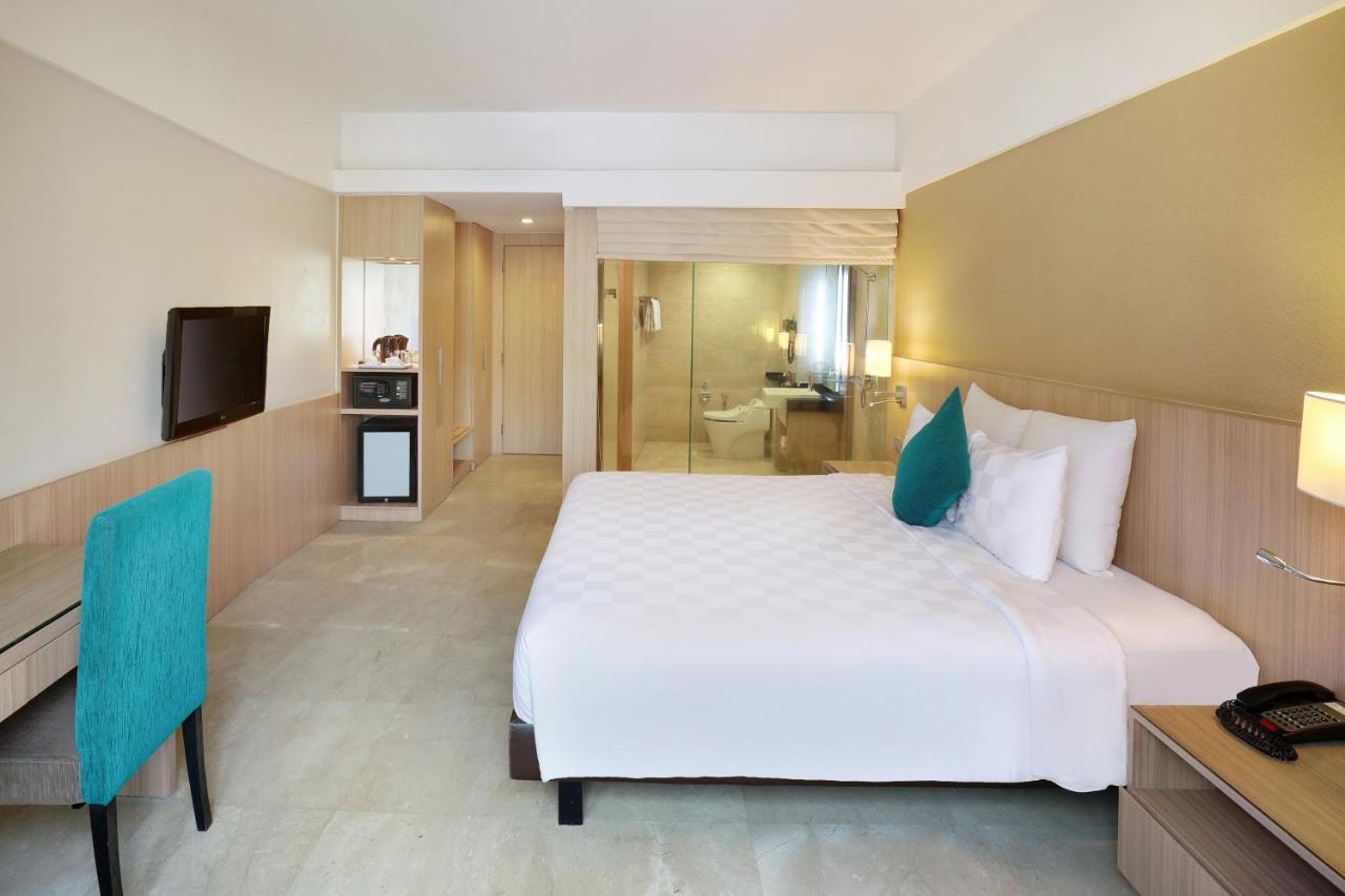 Grand Tropic Suites Hotel Surabaya Eksteriør billede